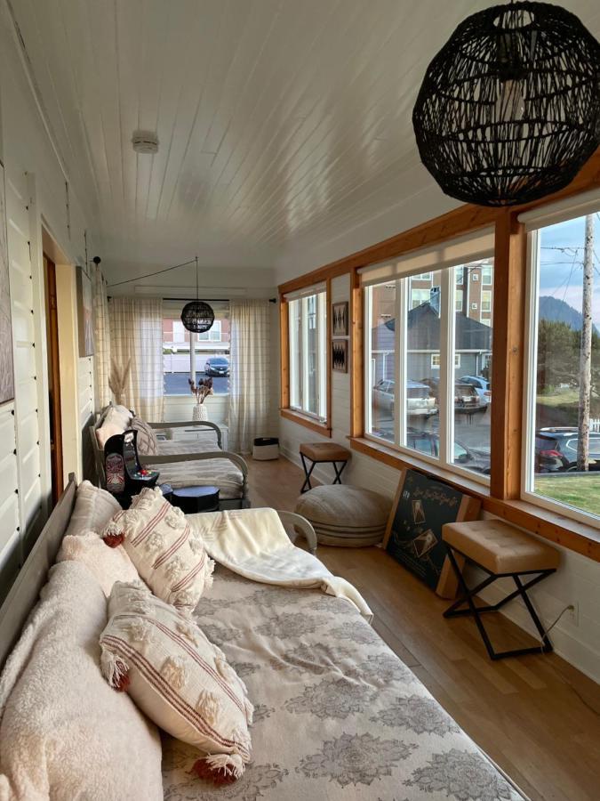 Seaside Beach Front House On The Promenade Extérieur photo