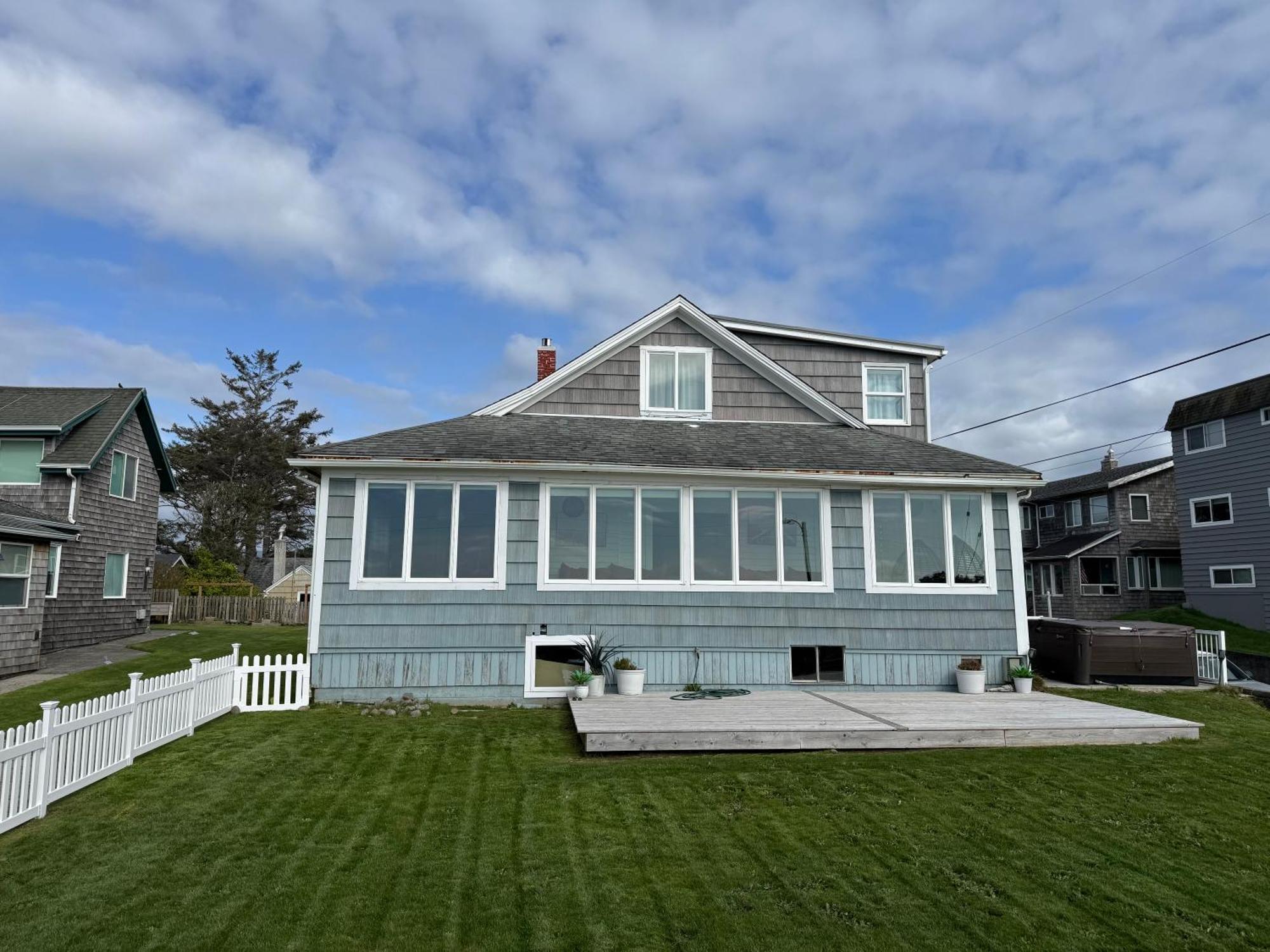 Seaside Beach Front House On The Promenade Extérieur photo